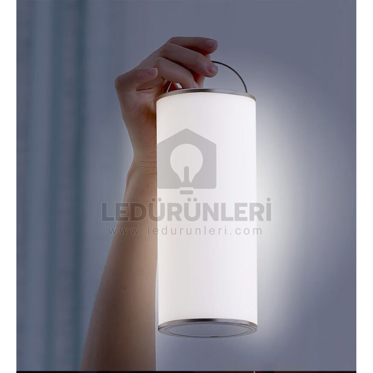 LightGo Şarjlı Metal Ledli Masa Lambası, Askılı Kamp Işığı