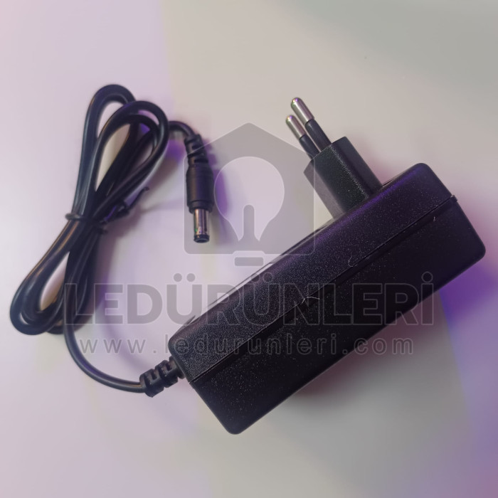 12v 5a Priz Tipi Adaptör - LED.01310