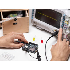 Arduino UNO R4 WiFi Type-C Geliştirme Kartı - Kablosuz ve Yüksek Performans