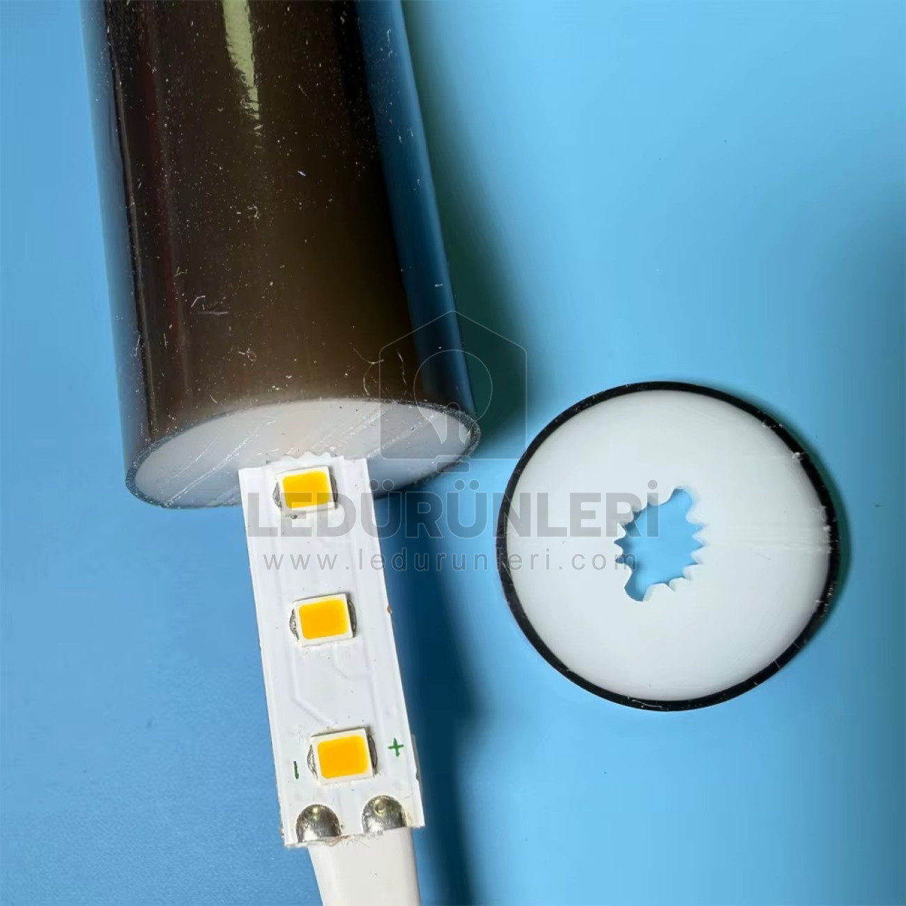 LightGo 22mm 360° Silikon LED Neon Tüp | Şerit LED Uyumlu | İç & Dış Mekan Siyah Şeffaf Gövde