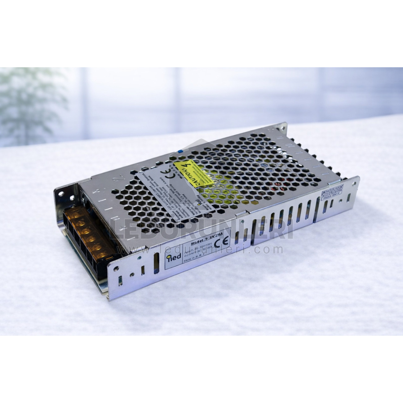 I-Power İnce Metal Kasa 5V 20A 100W Güç Adaptörü