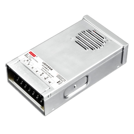 12V 25A Su Geçirmez Adaptör - Yüksek Verimli Güç Kaynağı