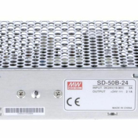 SD-050B-24 18-36 Volt DC Giriş 24 Volt DC 2,1 Amper Kutulu Güç Kaynağı